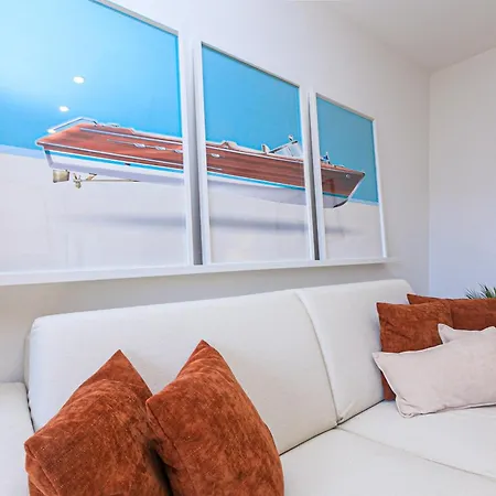 Portofino Essence - Con Scooter Incluso Per Portofino, Piscina E Box - Ideale Per Muoversi Senza Auto!