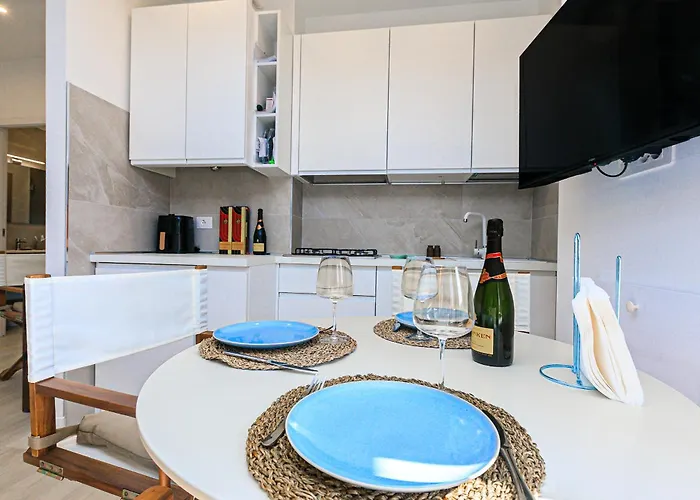 Portofino Essence - Con Scooter Incluso Per Portofino, Piscina E Box - Ideale Per Muoversi Senza Auto! Rapallo