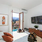 Portofino Essence - Con Scooter Incluso Per Portofino, Piscina E Box - Ideale Per Muoversi Senza Auto! Feriehus Rapallo