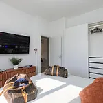 Feriehus Portofino Essence - Con Scooter Incluso Per Portofino, Piscina E Box - Ideale Per Muoversi Senza Auto!
