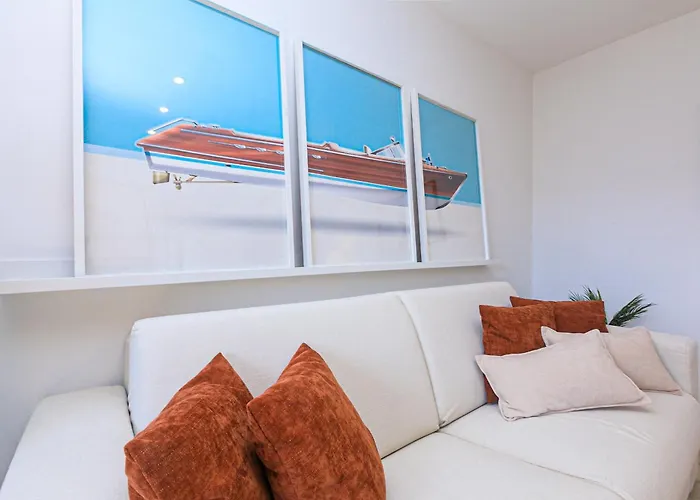 Portofino Essence - Con Scooter Incluso Per Portofino, Piscina E Box - Ideale Per Muoversi Senza Auto!