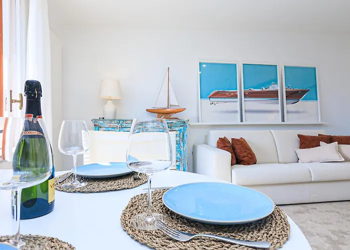 Portofino Essence - Con Scooter Incluso Per Portofino, Piscina E Box - Ideale Per Muoversi Senza Auto! Vakantiehuis *