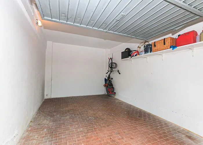 Portofino Essence - Con Scooter Incluso Per Portofino, Piscina E Box - Ideale Per Muoversi Senza Auto!